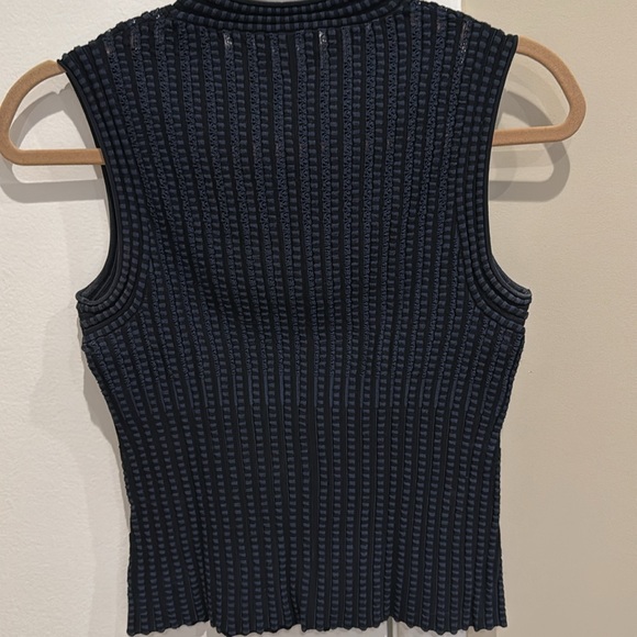 Theory Sleeveless Knit Shell Top - Picture 5 of 7
